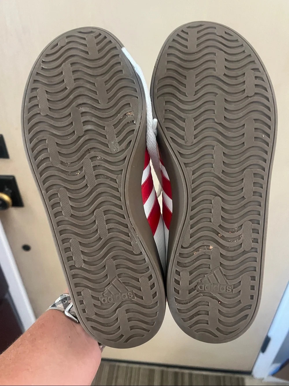 Adidas sneakers red stripes 6